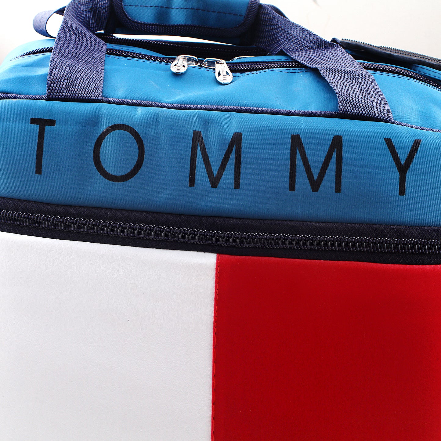 Travel/duffle/gym bag for men and women cross boddy/shoulder bag