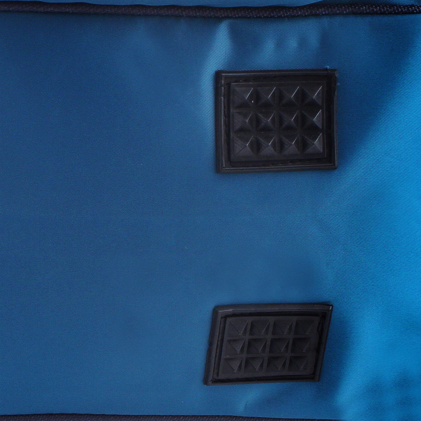 Travel/duffle/gym bag for men and women cross boddy/shoulder bag